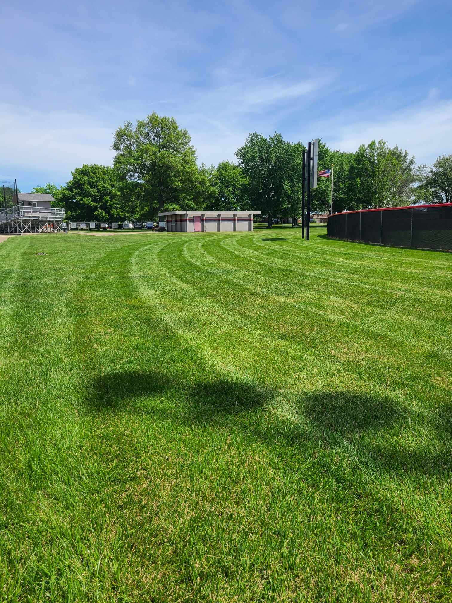 Mowing and trimming work in Owensboro